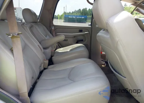 2004 Chevrolet Tahoe Lt from USA, damaged, VIN 1GNEC13Z74J282044